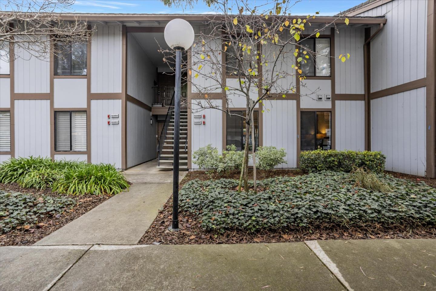 6268 Joaquin Murieta AVE F