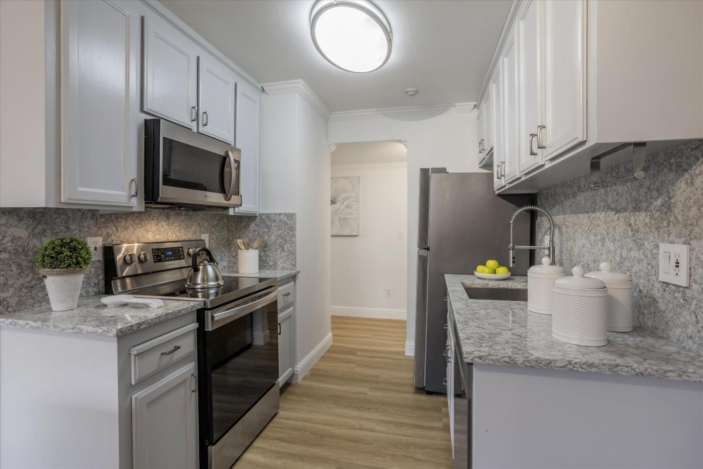 6268 Joaquin Murieta AVE F