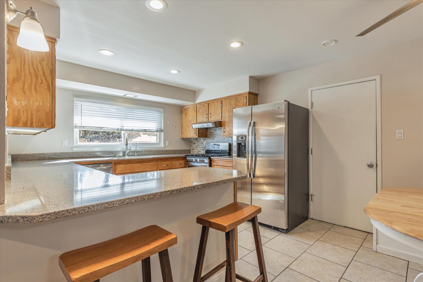 519 Lindley DR