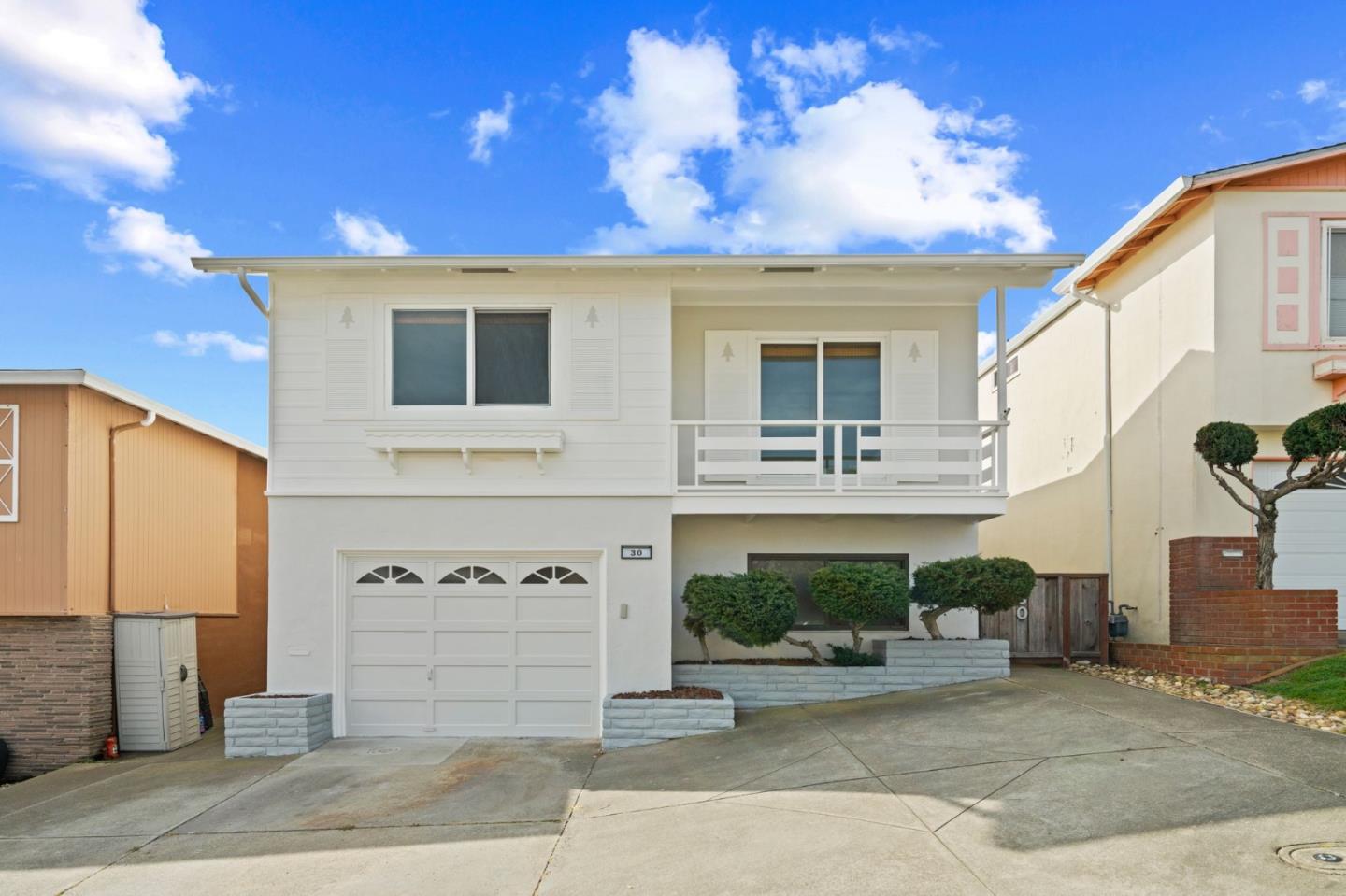 30 Clearview DR