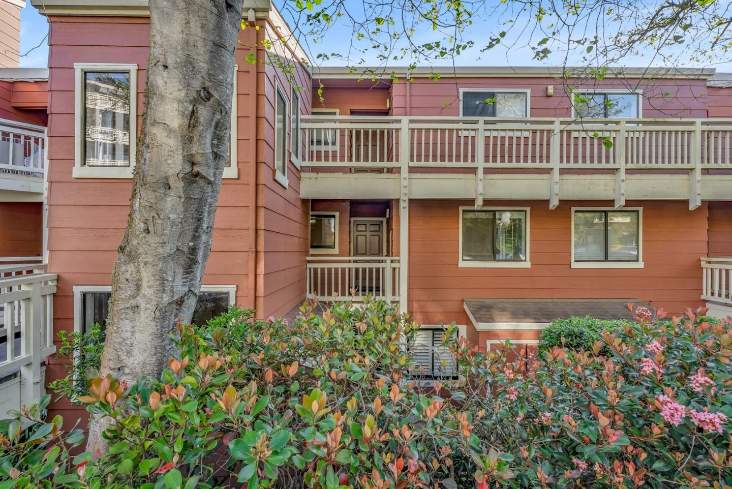 2107 Wildflower CT