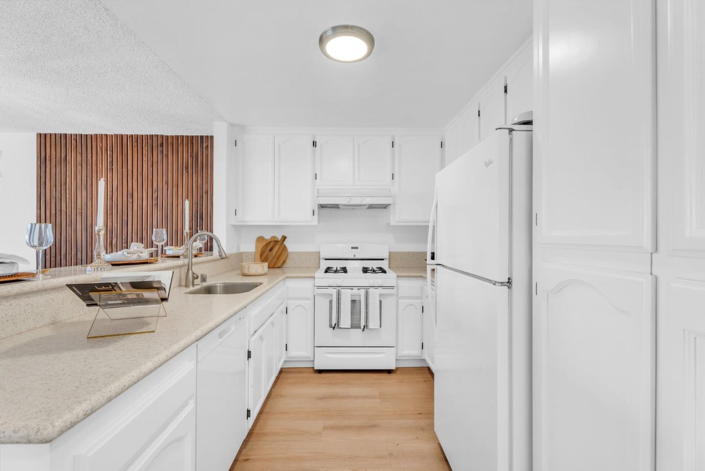 2107 Wildflower CT