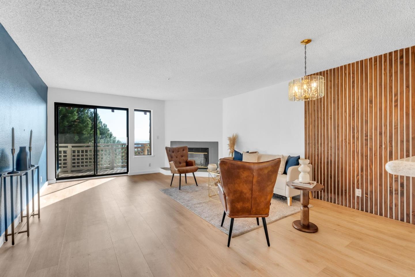 2107 Wildflower CT