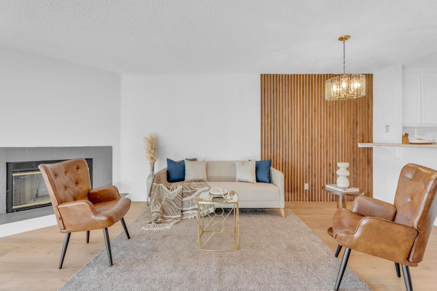 2107 Wildflower CT