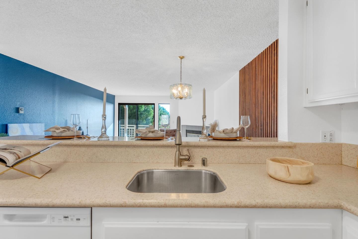 2107 Wildflower CT