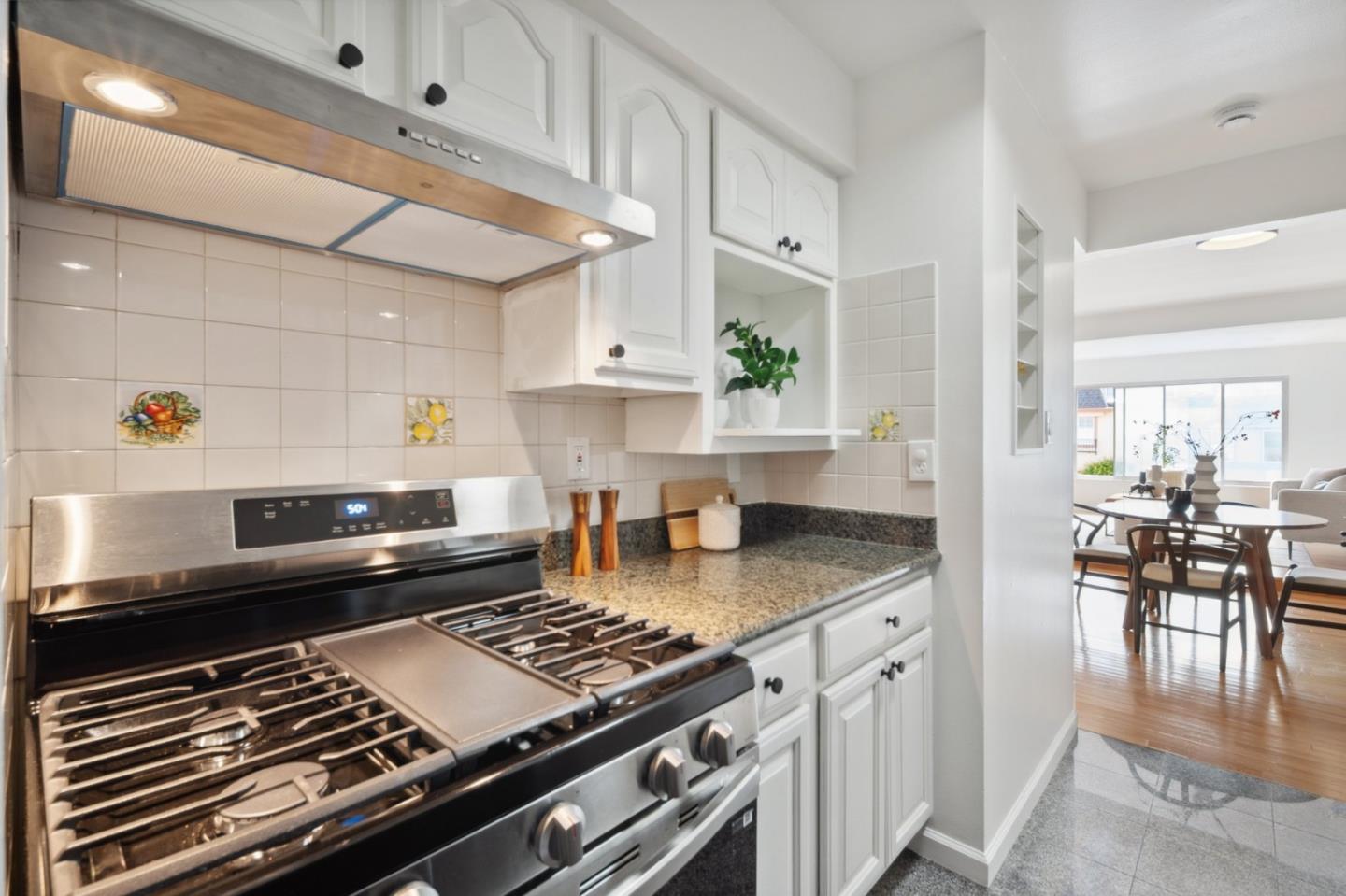 3860 Fairfax WAY