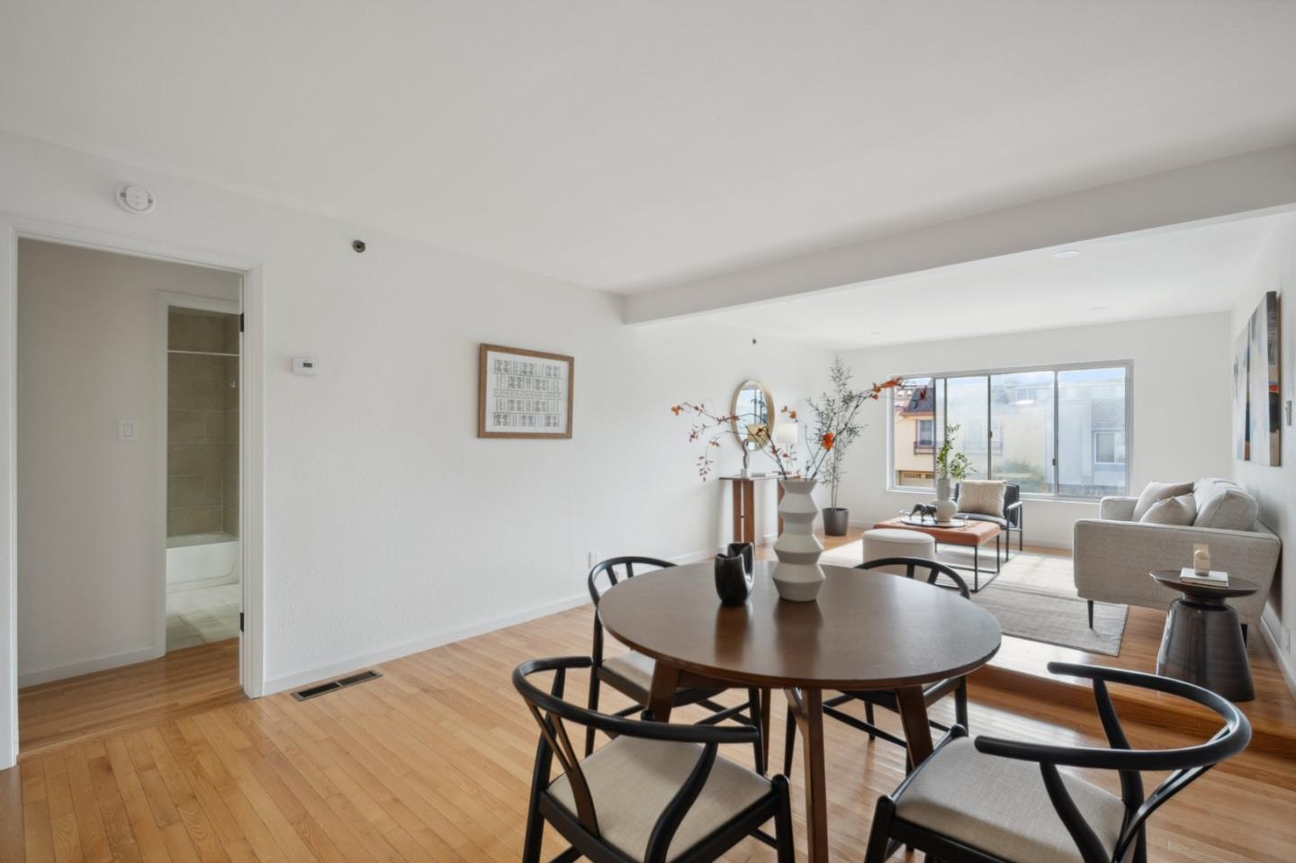 3860 Fairfax WAY