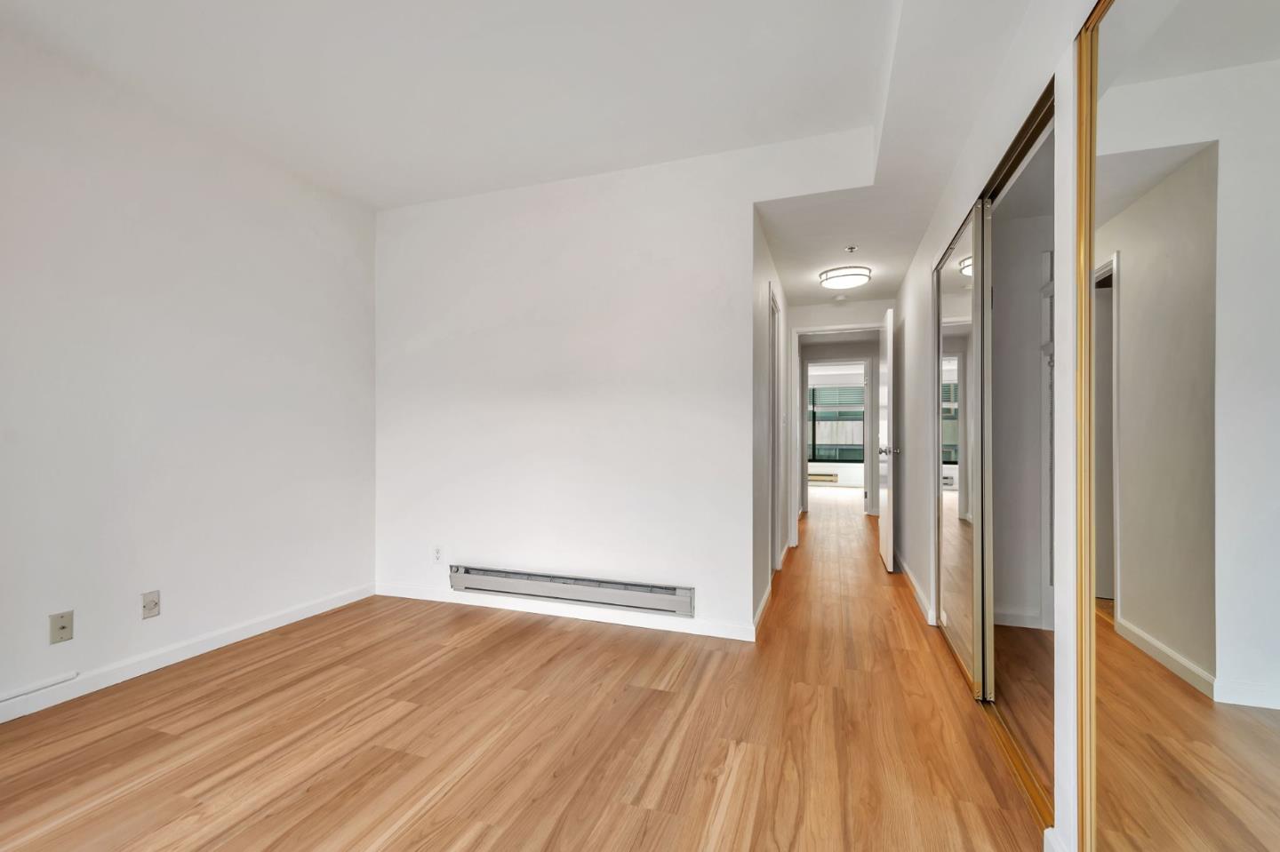 601 Van Ness AVE 26