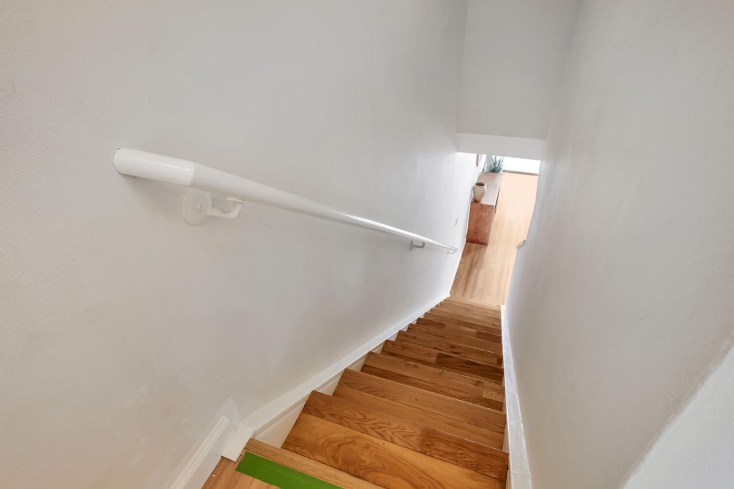 601 Van Ness AVE 26