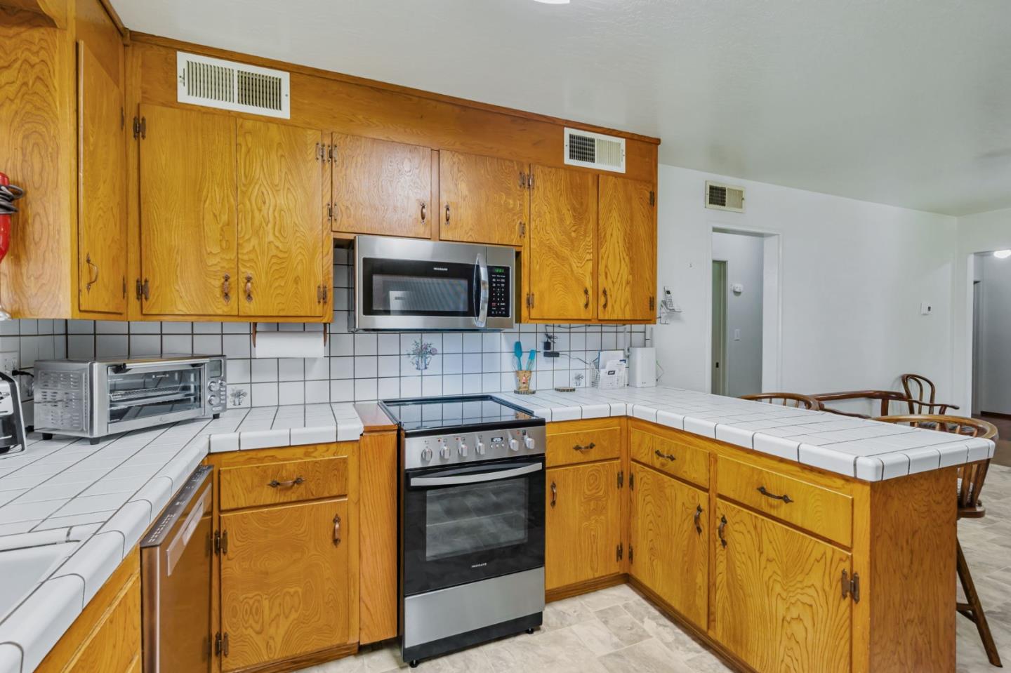 501 Lindley DR