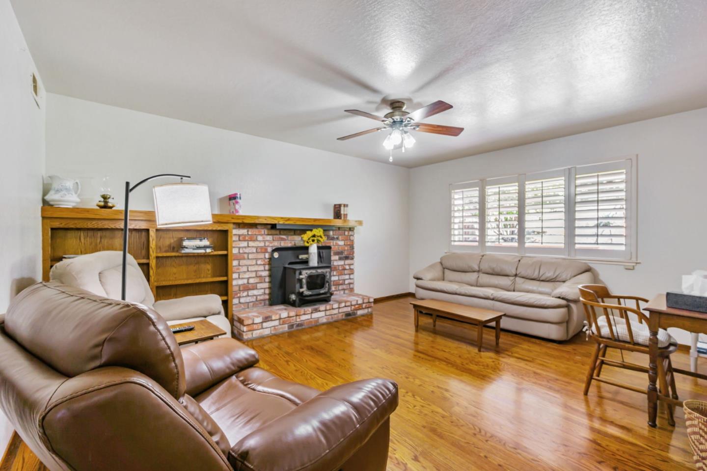 501 Lindley DR