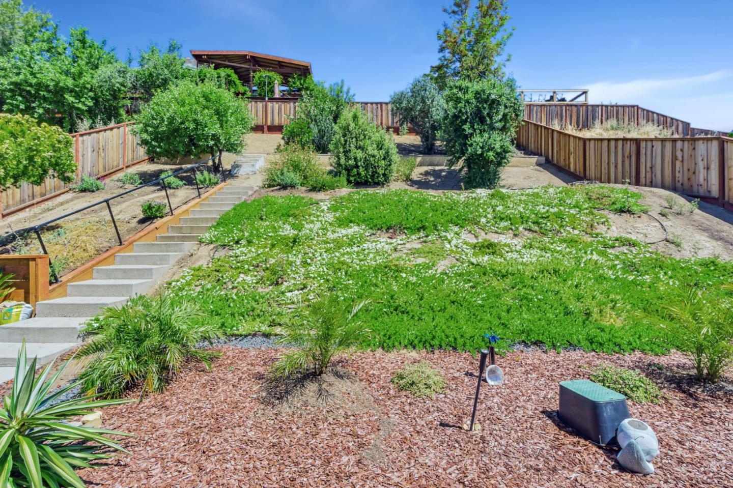 501 Lindley DR