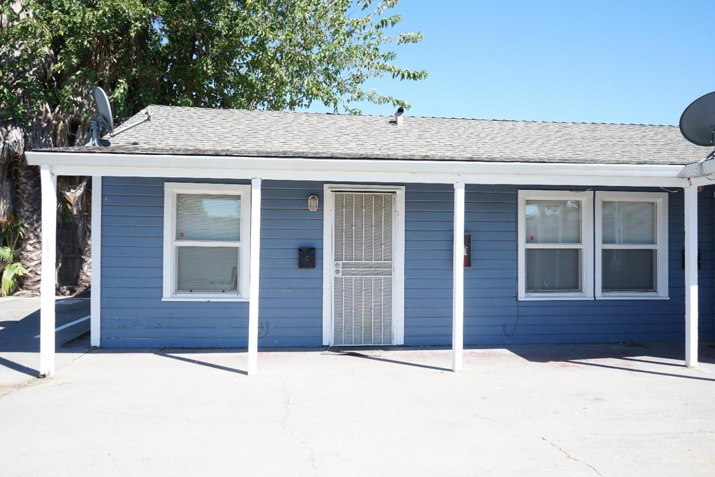 1204 South AVE