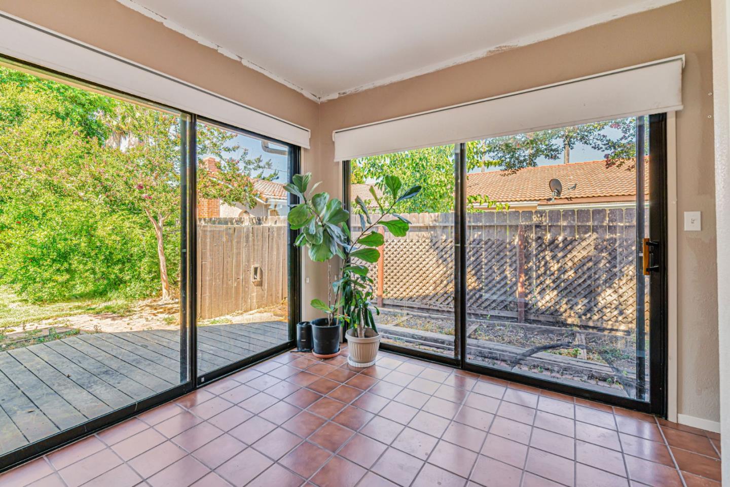 3115 Polk Way