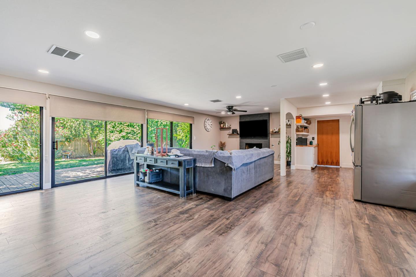 3115 Polk Way