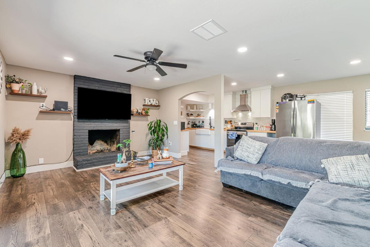 3115 Polk Way