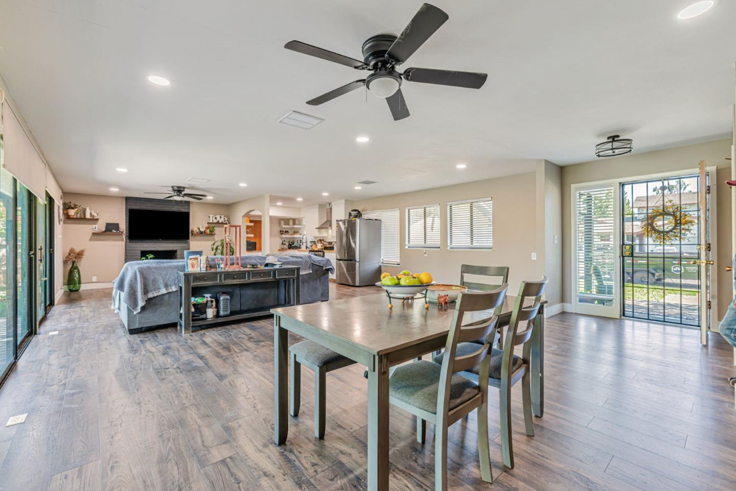 3115 Polk Way