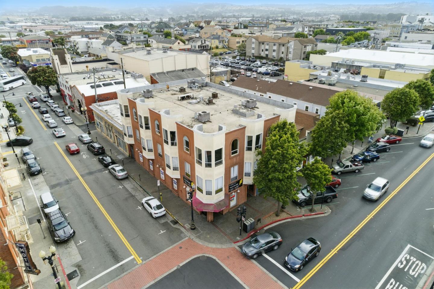 301 Grand Avenue