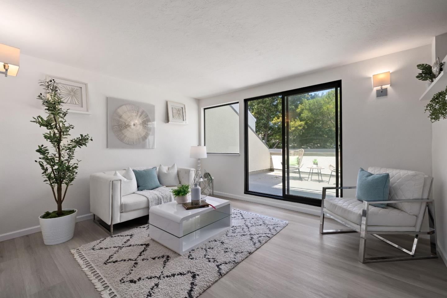 1 Appian Way 715-11