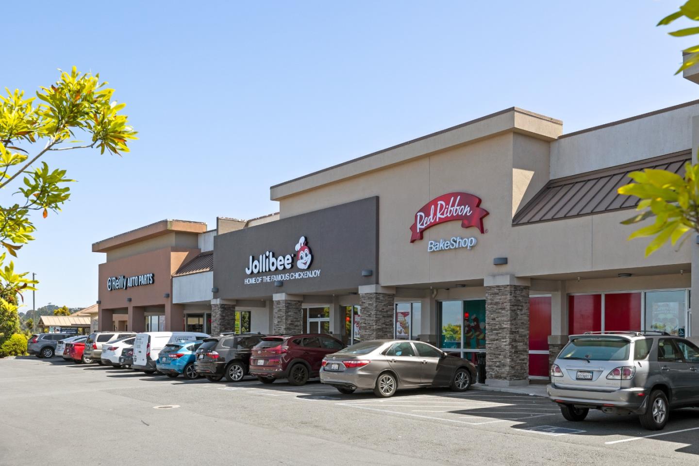 1 Appian Way 715-11