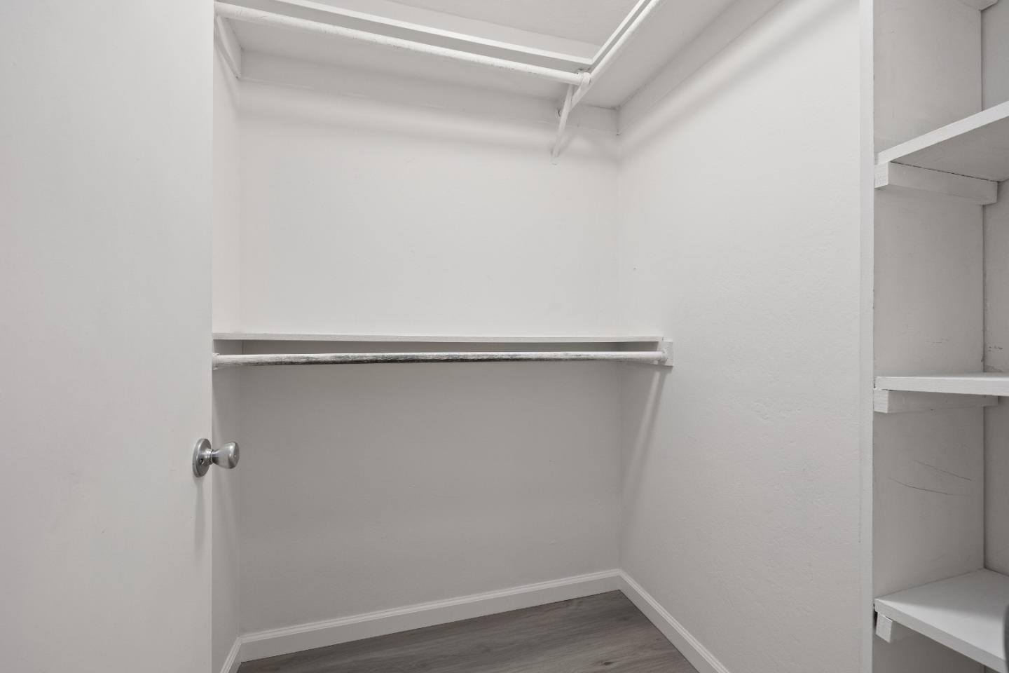 1 Appian Way 715-11