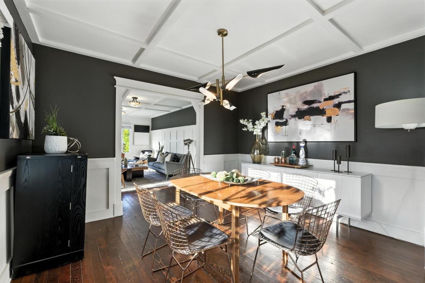 35 Mono Street