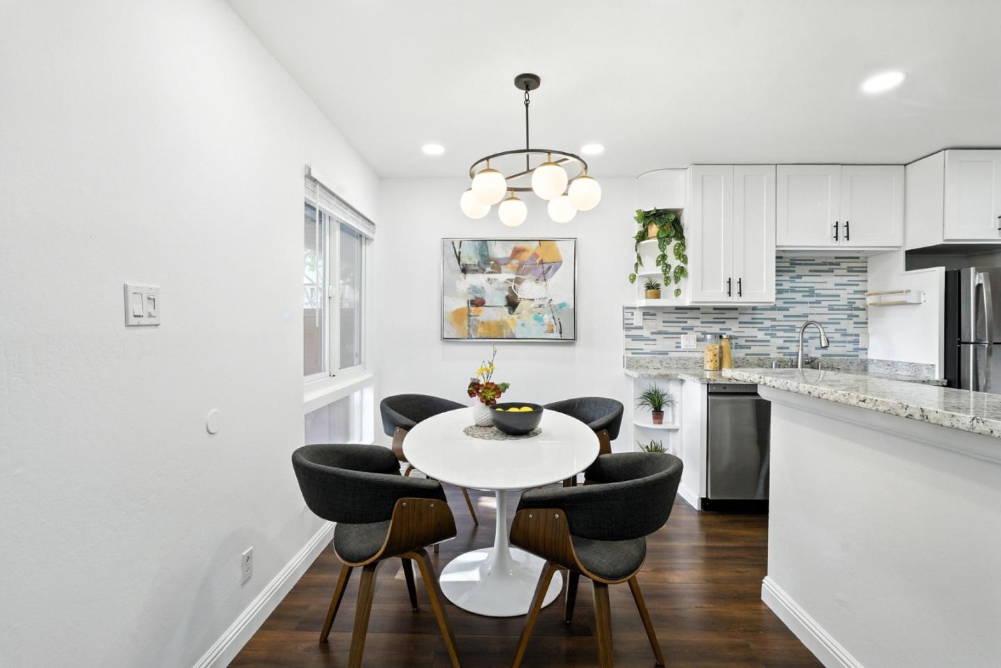 3015 Los Prados Street 114