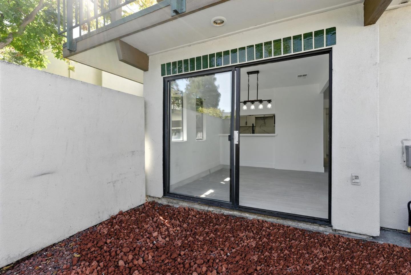 25 Bud Court