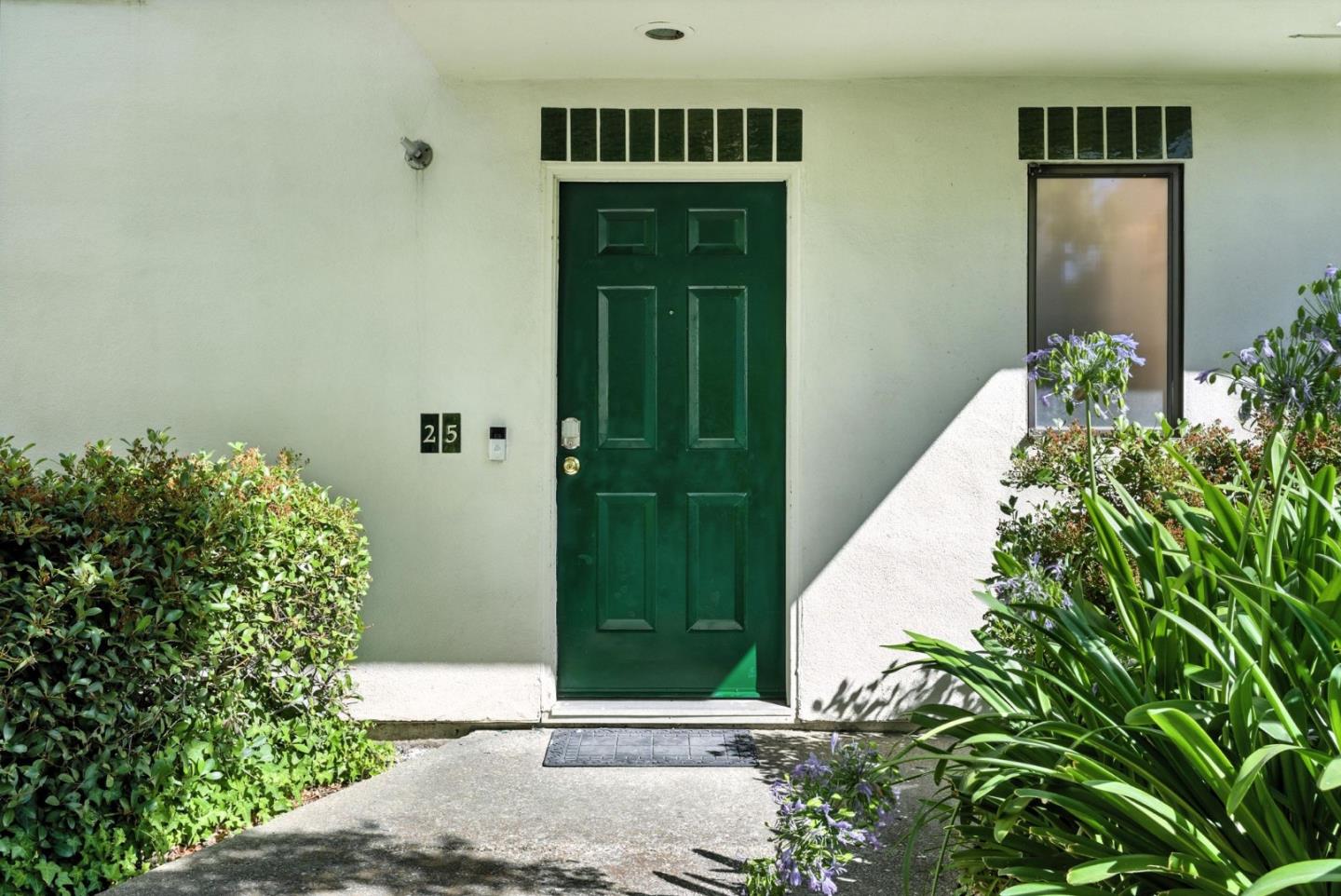 25 Bud Court