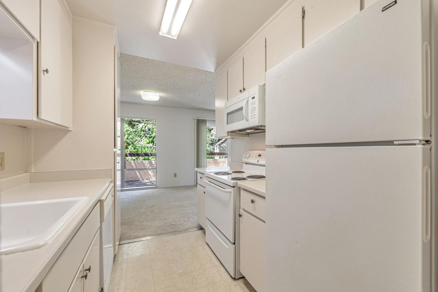 285 Tradewinds Drive 6