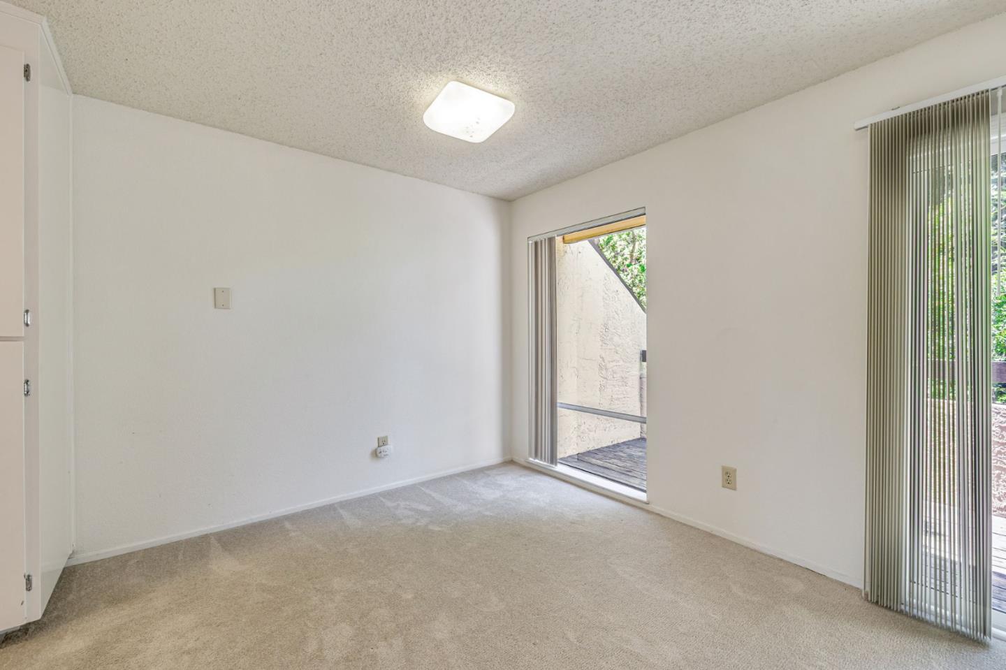 285 Tradewinds Drive 6