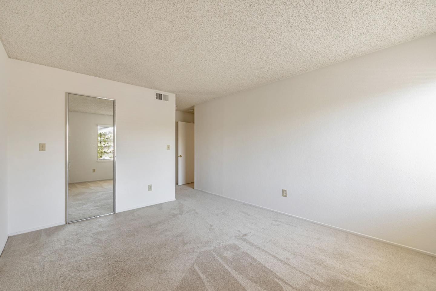 285 Tradewinds Drive 6