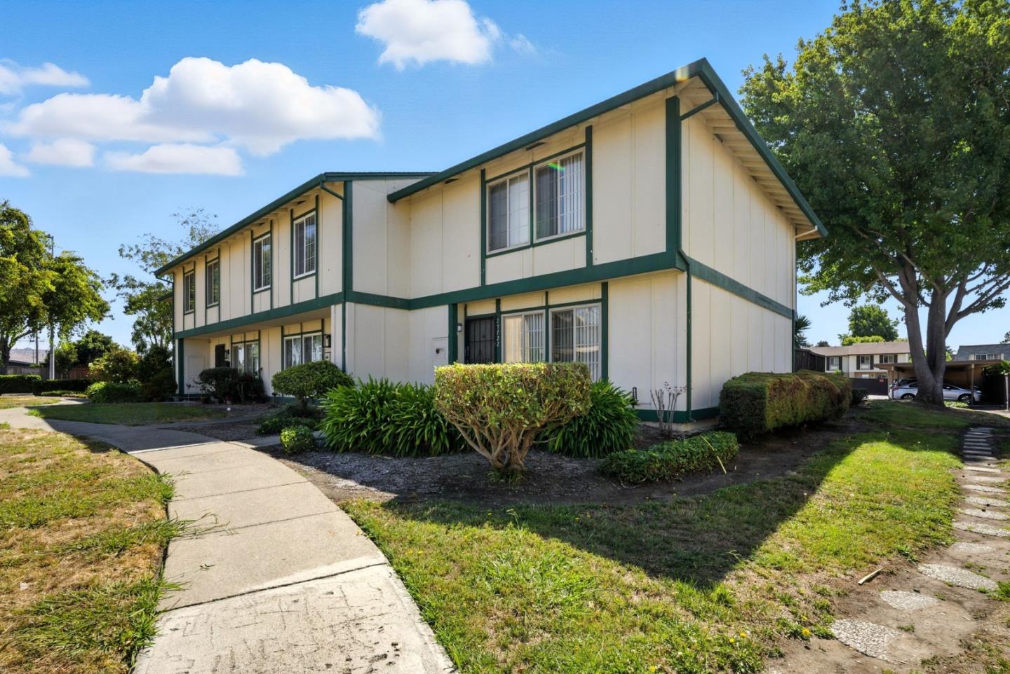 27726 Del Norte Court