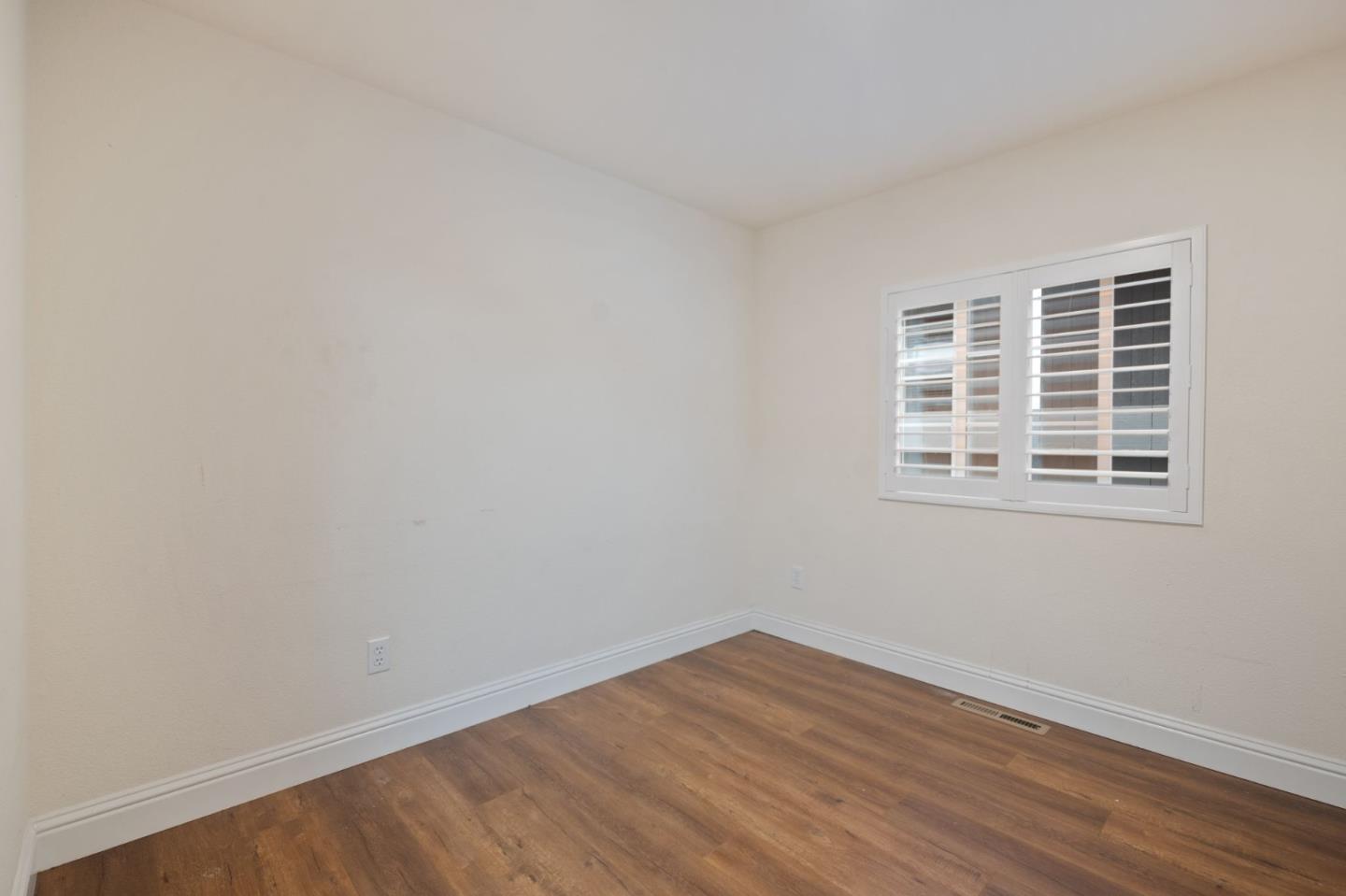 64 Franciscan Drive Unit: 17
