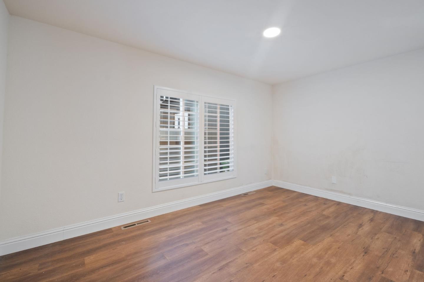 64 Franciscan Drive Unit: 17