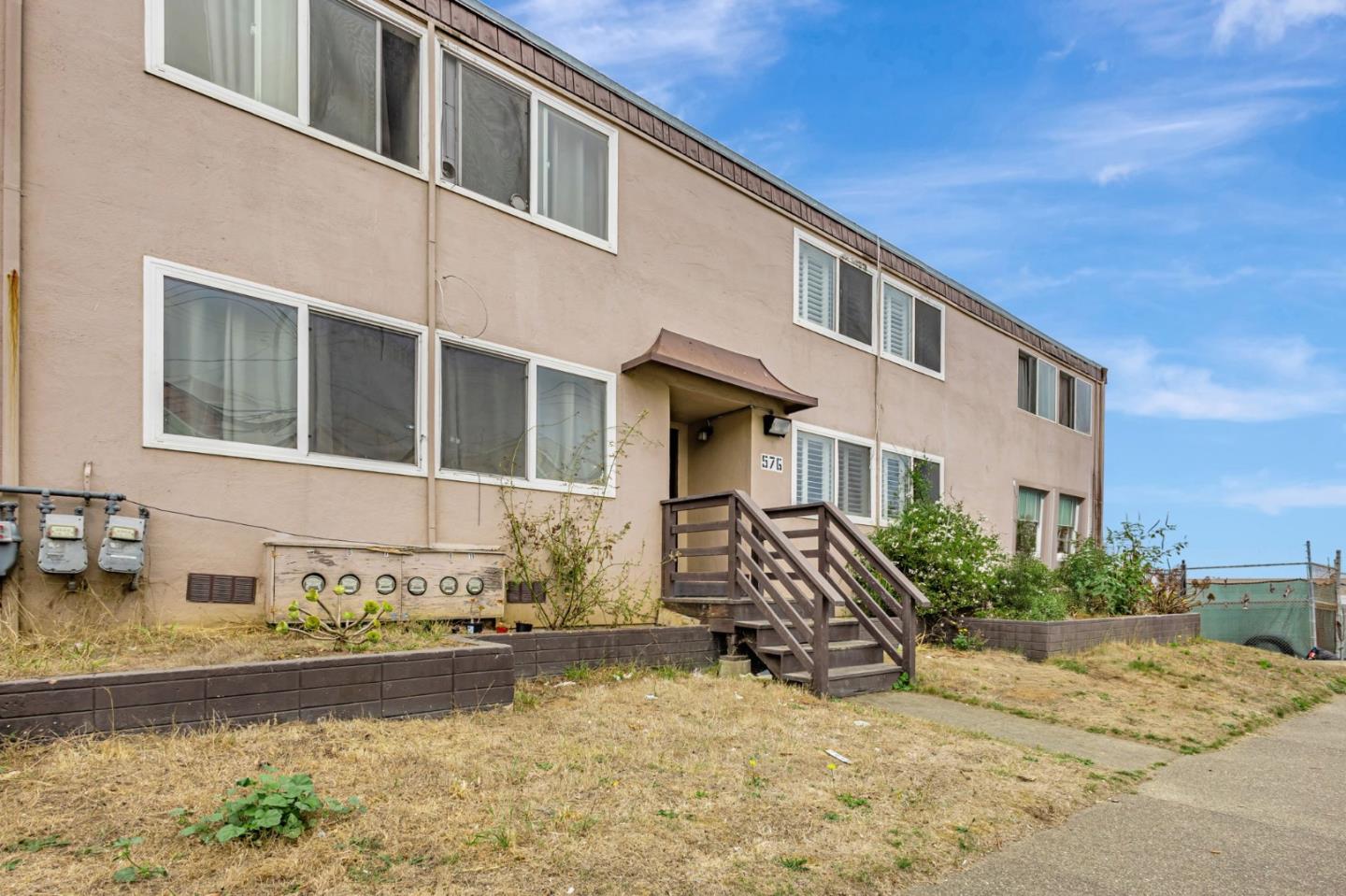 576 Sylvan Street 15