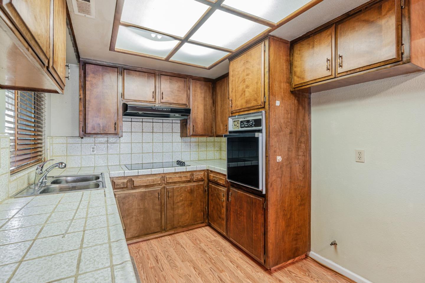 2451 Brodalski Street