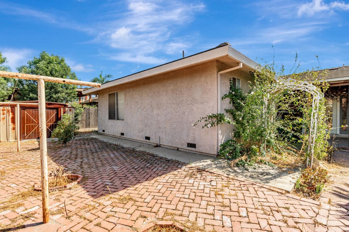 2451 Brodalski Street
