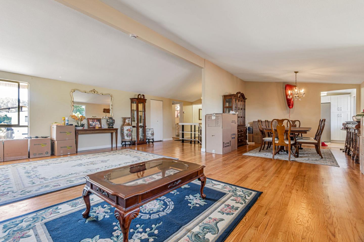 2410 Bantry Lane