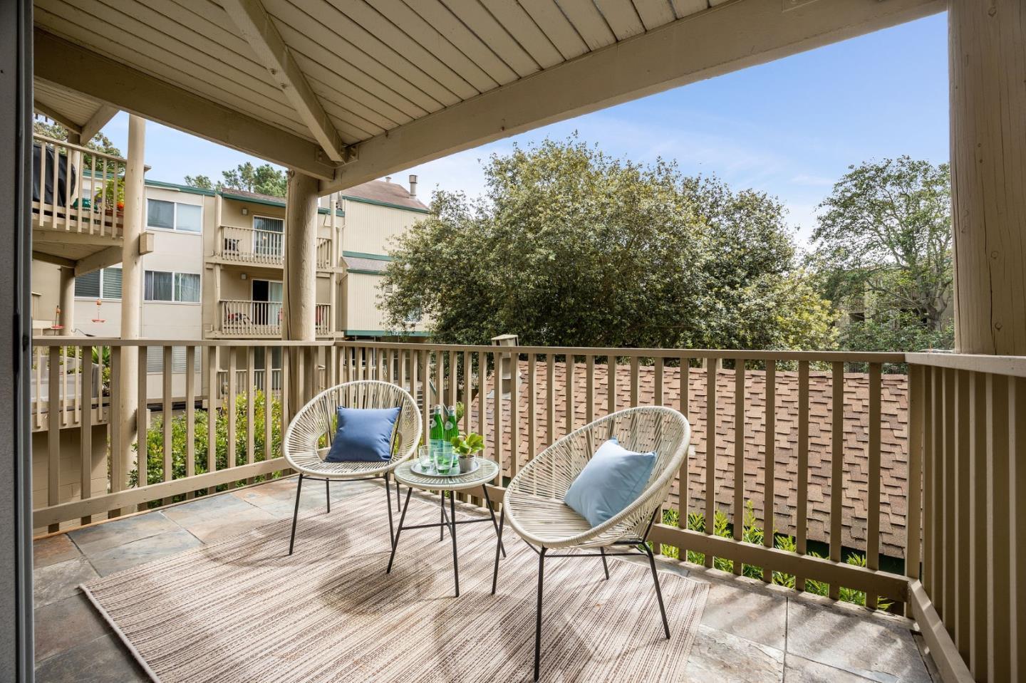 359 Half Moon Lane 113