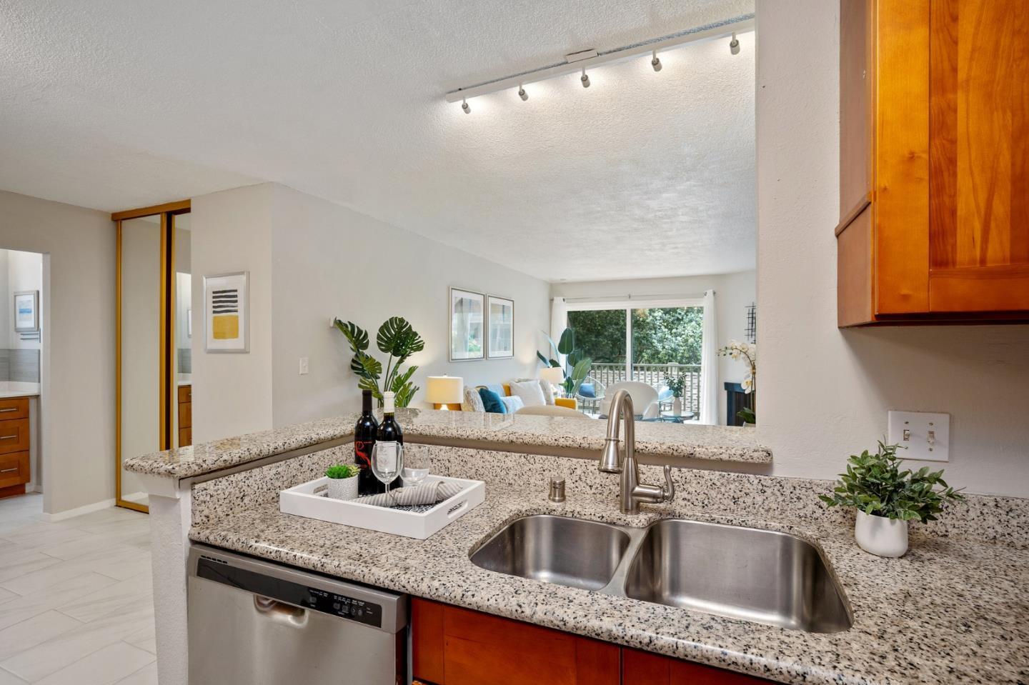 359 Half Moon Lane 113