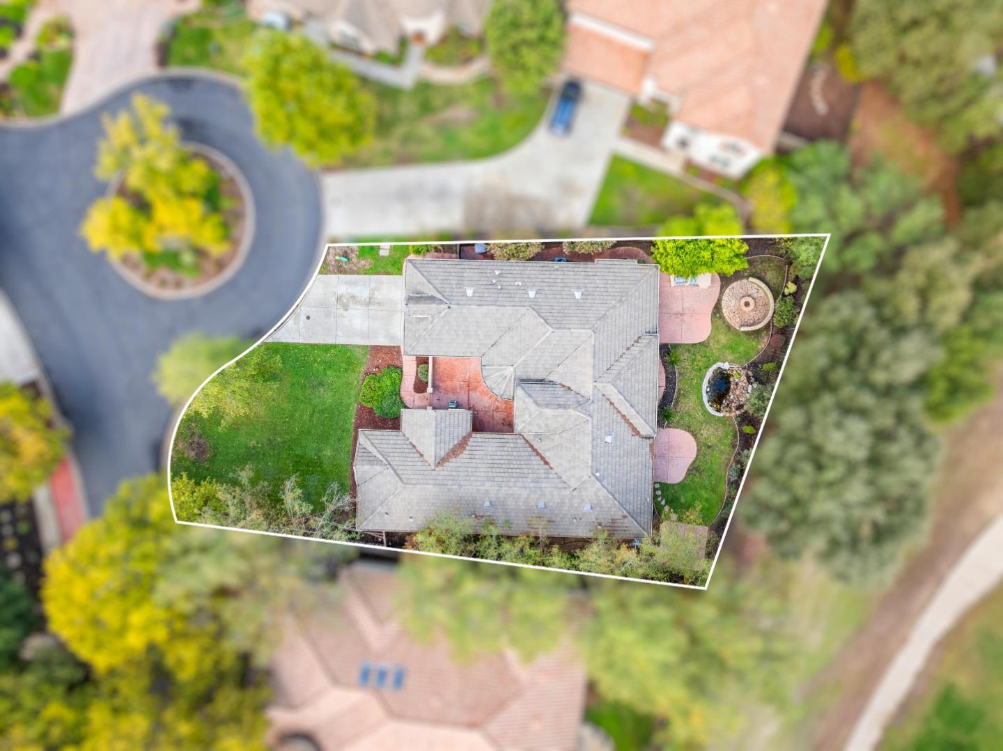 9555 Pinehurst Drive