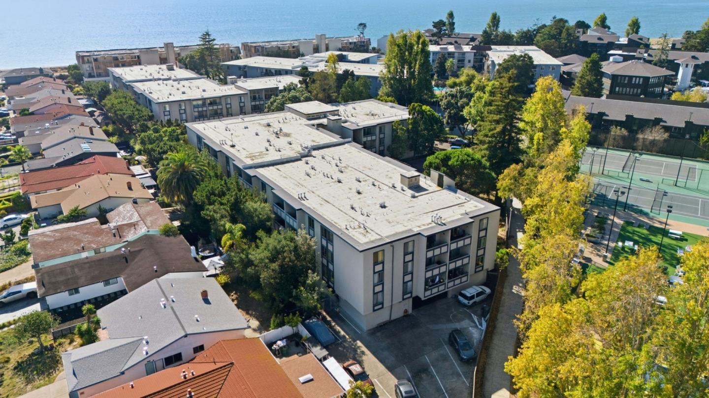 955 Shorepoint Court 200