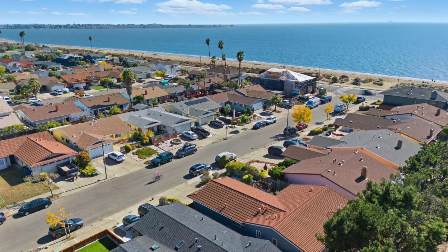 955 Shorepoint Court 200