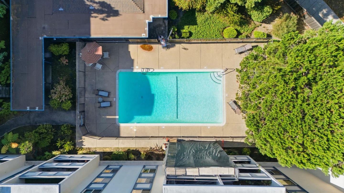 955 Shorepoint Court 200