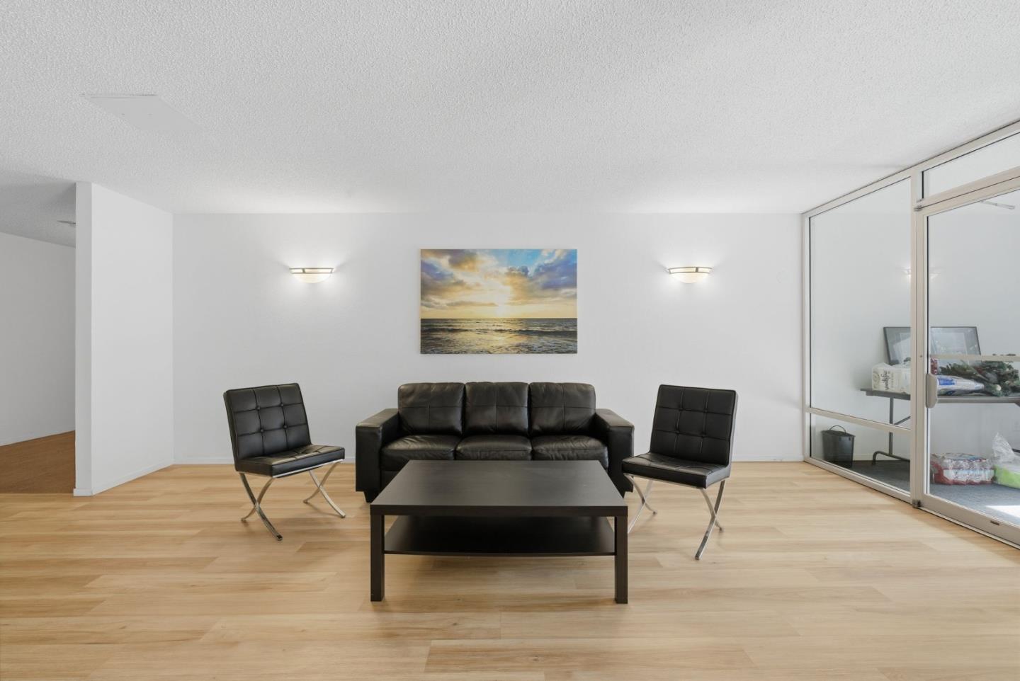 955 Shorepoint Court 200