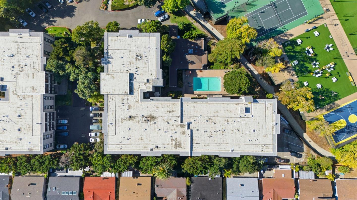 955 Shorepoint Court 200