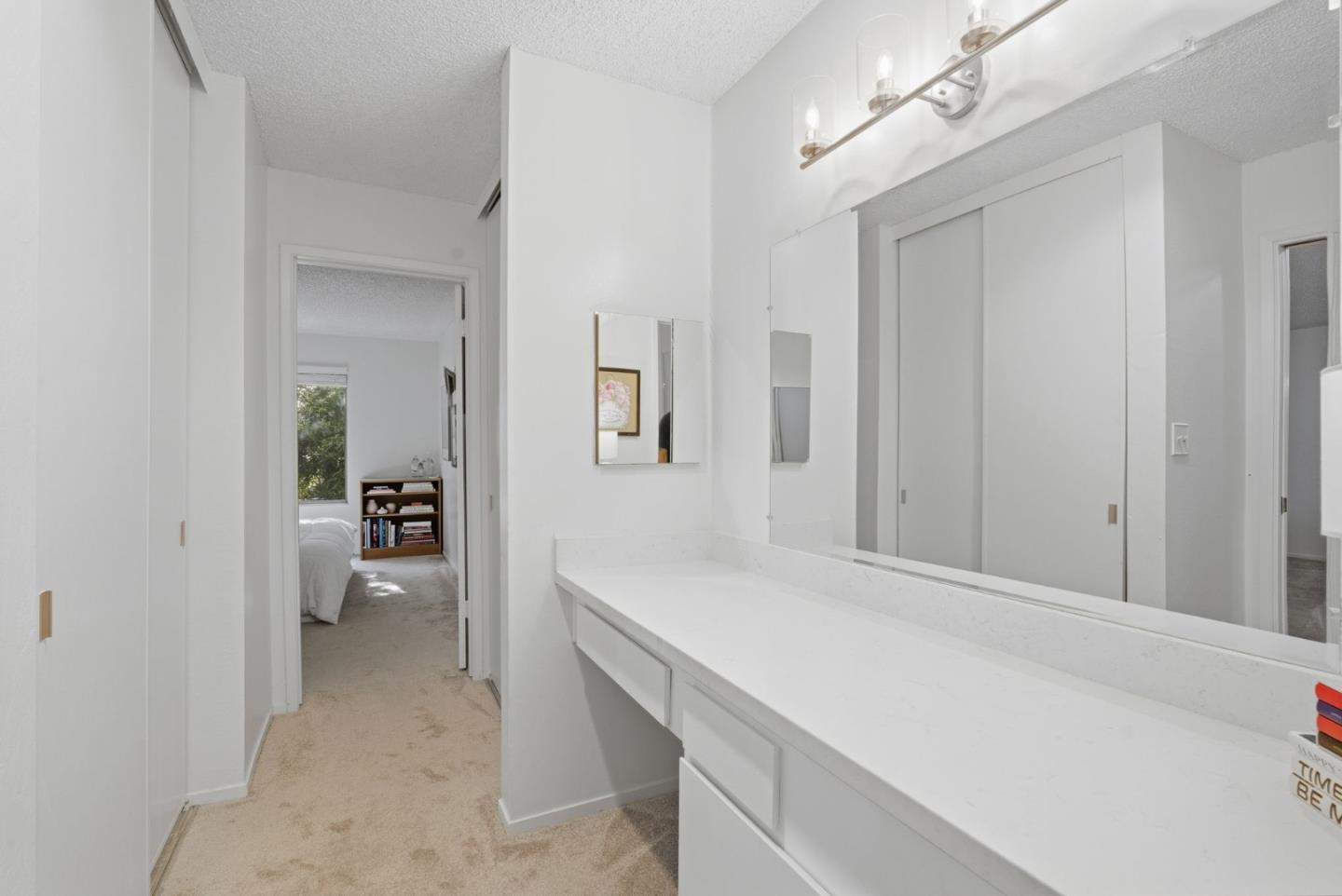 955 Shorepoint Court 200