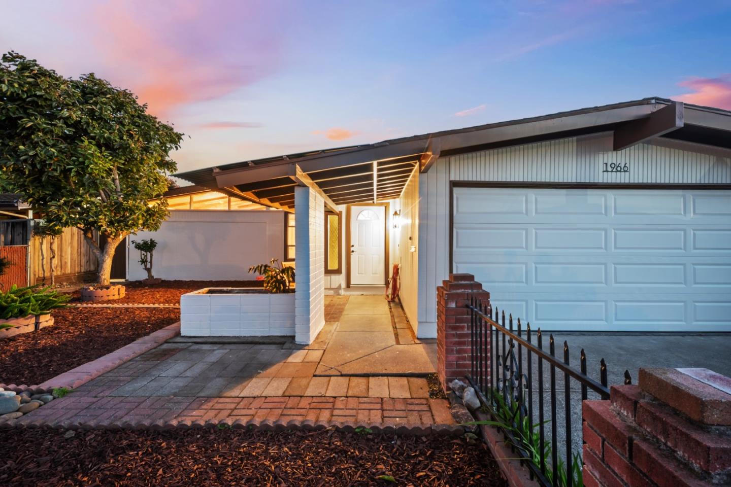 1966 Boca Raton Street