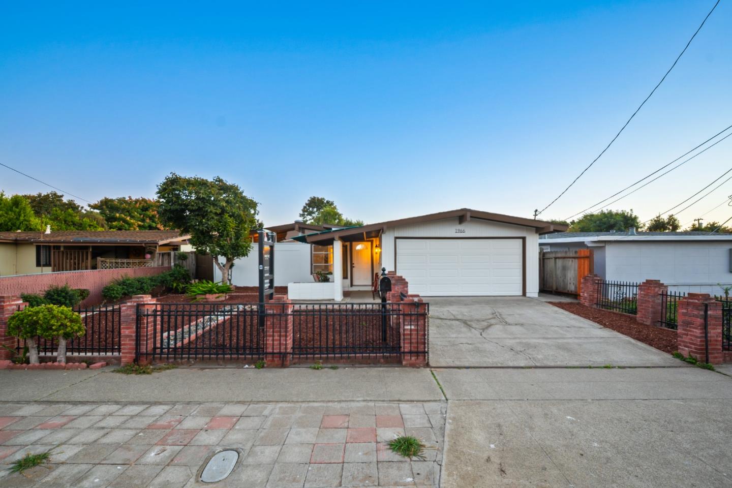 1966 Boca Raton Street